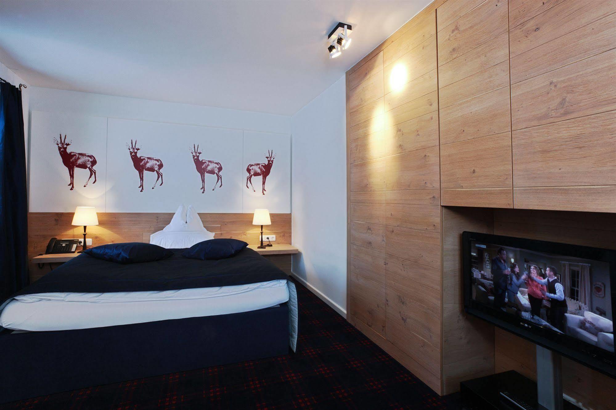 Hinterwies - Ski In / Lodge / Dine Lech am Arlberg Exterior photo